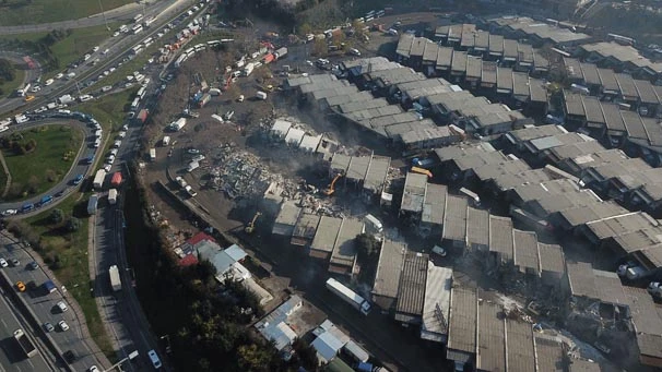 Nakliyeciler Sitesi’ndeki yıkım havadan görüntülendi!